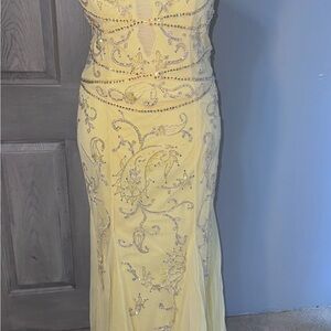 Yellow Embellished Sweetheart Mermaid Gown by Cache